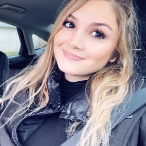 Meet your Posher, Evelyn